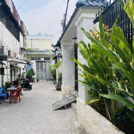 BÁN GẤP NHÀ KHU TÊN LỬA, BÌNH TRỊ ĐÔNG B, BÌNH TÂN – DIỆN TÍCH 82M² – 2 TẦNG – XE HƠI VÀO NHÀ – GIÁ