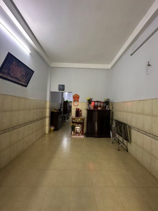 CẦN BÁN GẤP NHÀ HXH DƯƠNG BÁ TRẠC [P2 Q8] DT:60M2( 3.9 X15M) 3PN, 2T CHỈ 5.3 TỶ