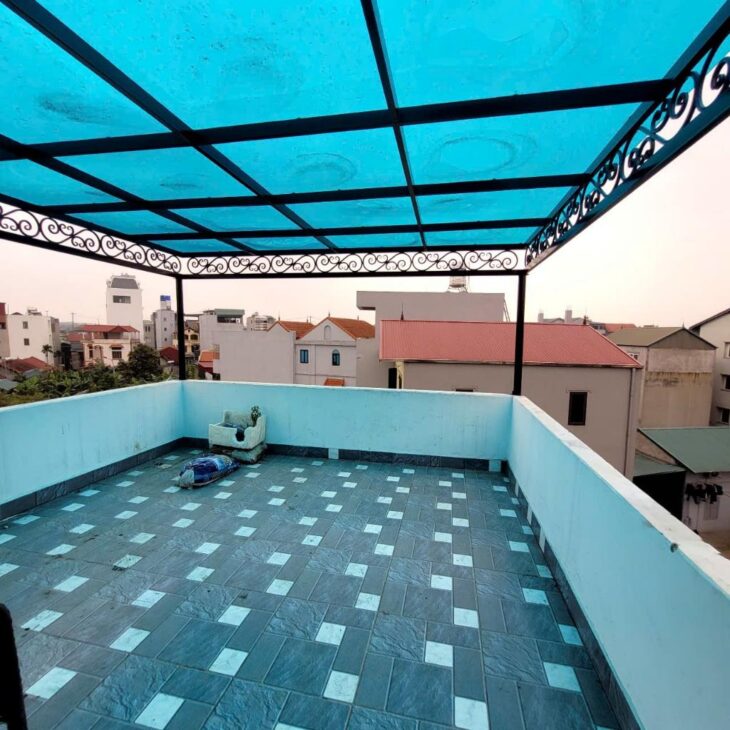 NHÀ ĐẸP NGÕ RỘNG 50m2, 4 TẦNG – DÂN XÂY CHẮC CHẮN – Ô TÔ QUA CỬA – GẦN HỒ MÁT MẺ