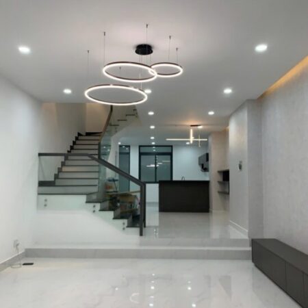 HOT, BÁN GẤP NHÀ KDC PHÚ LỢI, VỊ TRÍ ĐẸP DT: 100M2 (5X 20M) 4T, 4PN, 5WC CHỈ 7.8 TỶ