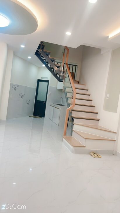 BÁN NHÀ MẶT TIỀN HỒ HỌC LÃM, HƯỚNG MẶT TRỜI MỌC, THOÁNG SÁNG, RỰC RỠ-41M2- 3,45TY3