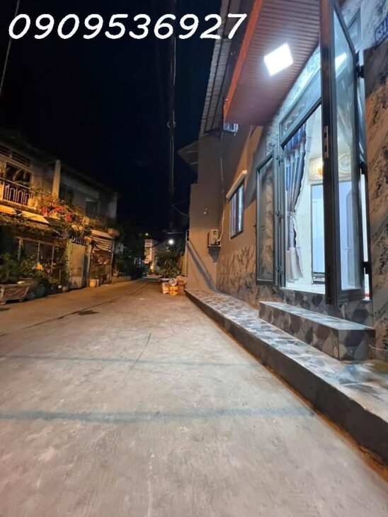 BÁN NHÀ 2 TẦNG MỚI XÂY NGAY TỈNH LỘ 10 – 45M² – LÔ GÓC 2 MẶT TIỀN HẺM XE HƠI – CHỈ 3.55 TỶ