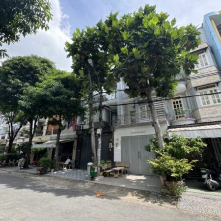 BÁN GẤP NHÀ MẶT TIỀN NGAY NGÃ TƯ BỐN XÃ – 5 TẦNG – 100M2 CHỈ 9 TỶ