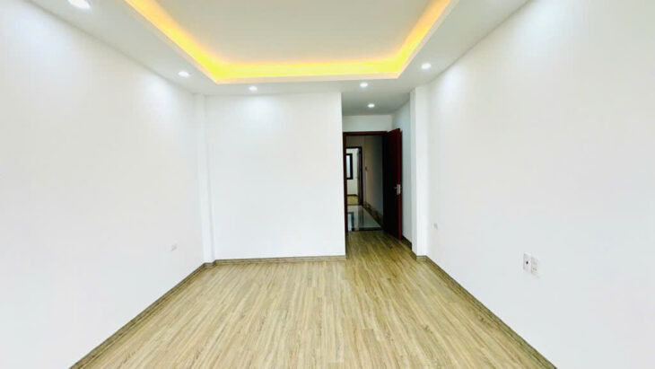 BÁN NHÀ 5 TẦNG, 6 PHÒNG NGỦ, VỊ TRÍ VÀNG THƯỢNG THANH – LONG BIÊN – GIÁ NHỈNH 8TỶ