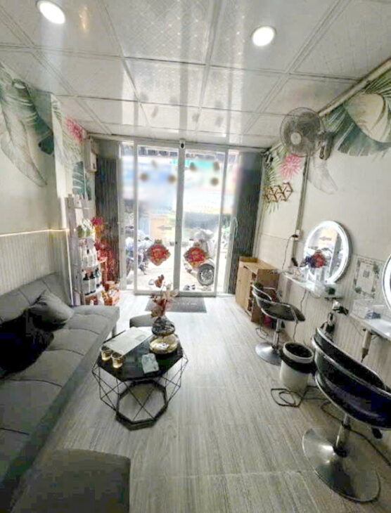 Nhà bán Mặt Tiền Tạ Quang Bửu P2 Q8