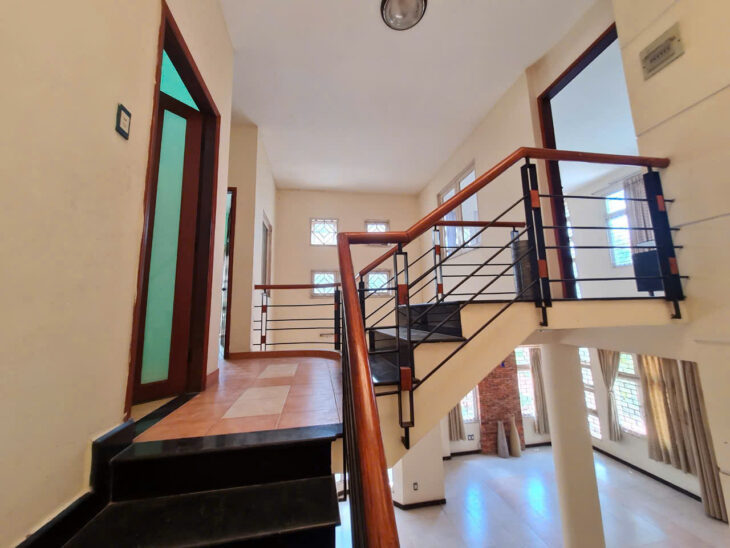 Bán biệt thự KDC Bình Hưng B/C ngay bến xe Q8