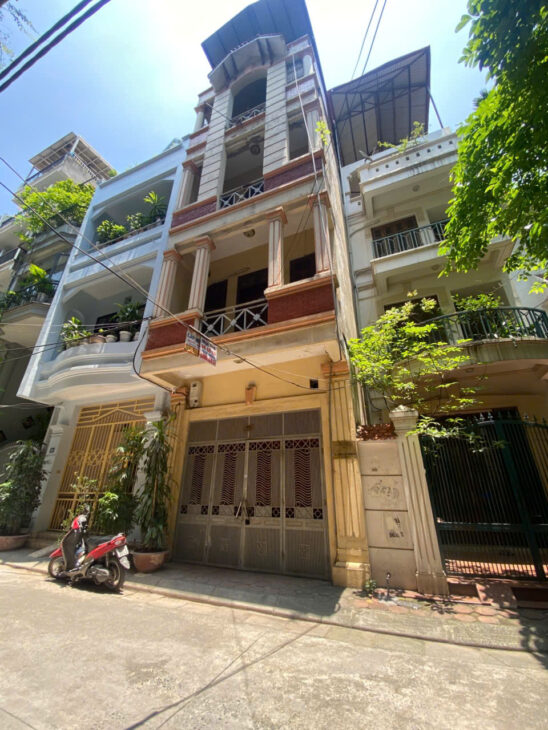 BÁN NHÀ PHÂN LÔ CẦU GIẤY – 5 TẦNG – 50M² – MẶT TIỀN 6M – Ô TÔ TRÁNH, CÓ VỈA HÈ – giá nhỉnh 15 tỷ