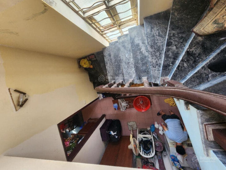 Phân lô Dương Văn Bé – lô góc 3 thoáng -45m2/5tầng – trên 12 tỷ – ô tô 7 chỗ đỗ cửa.