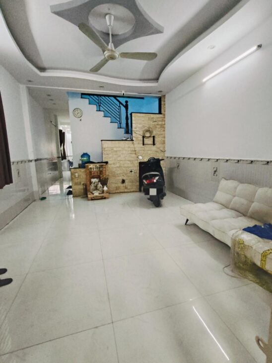 BÁN GẤP MẶT TIỀN HXH PHẠM HÙNG GẦN SATRA, BÌNH HƯNG DT: 87M2 (4.2X21M), 2 Tầng, CHỈ 5.2 TỶ.