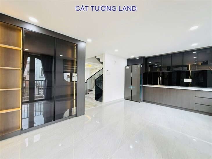 Nhà mới 5 tầng Full nội thất (5.5x15m), tại Phan Huy Ích, Phường 12. Giá chỉ 7.2 tỷ