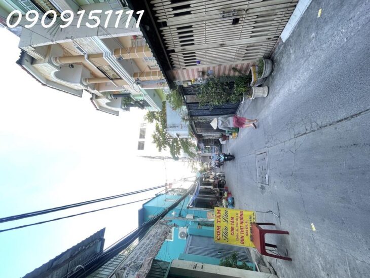 BÁN NHÀ MẶT TIỀN KINH DOANH- HẺM XE HƠI- KẾ KDC NAM LONG- QUẬN 7- 132M2- NHỈNH 6 TỶ