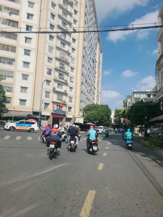 ❤️ CĂN HỘ MIẾU NỔI – tầng 8 – VIEW VŨ HUY TẤN THOÁNG MÁT – GIÁ CHỈ 3 TỶ ❤️