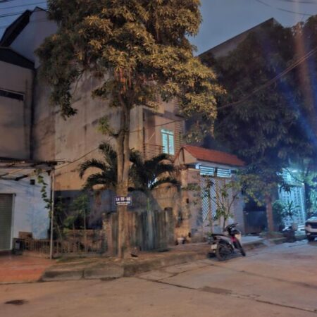 NGỌC THỤY nhỉnh 20 tỷ 80m KHU NHÀ VỈA HÈ PHÂN LÔ Ô TÔ,LONG BIÊN HÀ NỘI