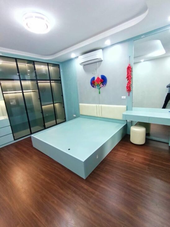 Bán nhà Trần Đại Nghĩa, ô tô đỗ cửa, lô góc, kinh doanh, 36m2, 10 tỷ