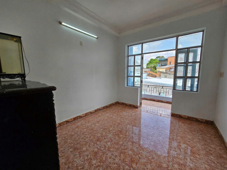 Bán nhà 4 tầng Tttp Nha Trang , Đường Thống Nhất ,P. Phương Sơn , Gía : 3 tỷ 290