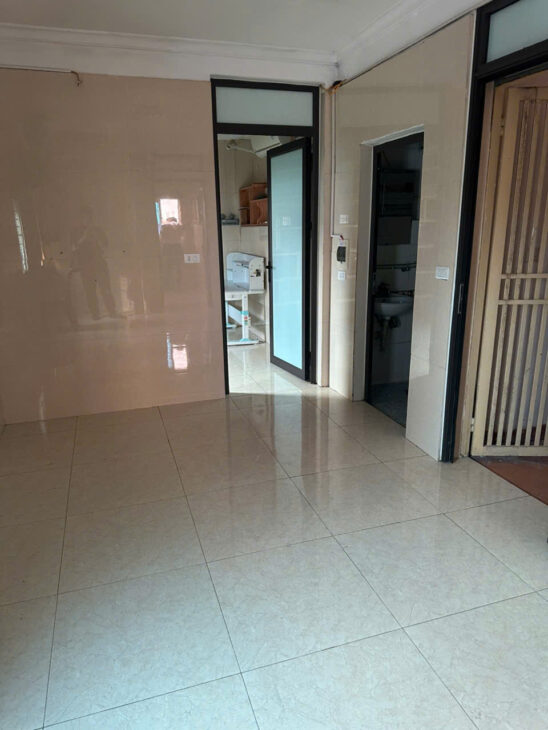 Bán nhà tập thể 90m đẹp như mặt phố tại 487 Nguyễn Trãi ô tô đỗ cửa, Thanh Xuân