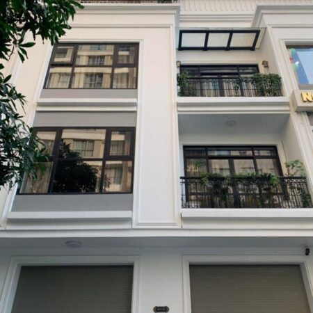 Bán liền kề Vinhomes Gardenia Hàm Nghi, 120m2, 5 tầng, thang máy, vị trí đẹp