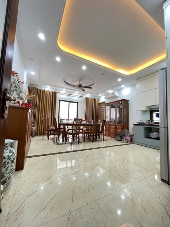 Nhà Đẹp Láng Hạ, 7 Tầng Thang Máy, Gần Mặt Phố, KD Đa Mô Hình