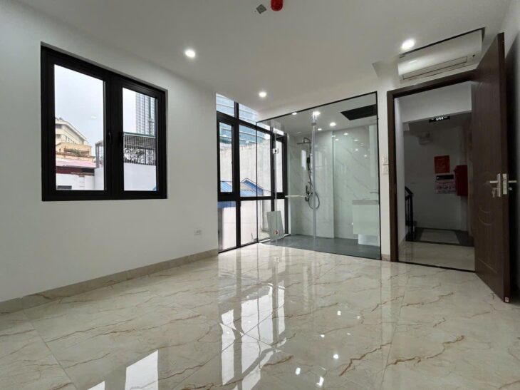 Tòa Nhà 7 Tầng Thang Máy Nguyễn Chí Thanh, 50m², Mặt Tiền 8m, Kinh Doanh Đỉnh