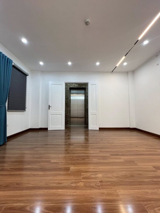 ????Kinh doanh vô địch, Mặt phố Cốm Vòng – Duy Tân 60/70m2 – 7T thang máy, 36 tỷ