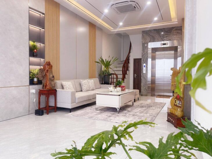 BÁN NHÀ HÀNG NHƯ TIẾP, BỒ ĐỀ, LONG BIÊN, SIÊU PHẨM 7 TẦNG, XÂY MỚI, FULL NỘI THẤT CAO CẤP, THANG