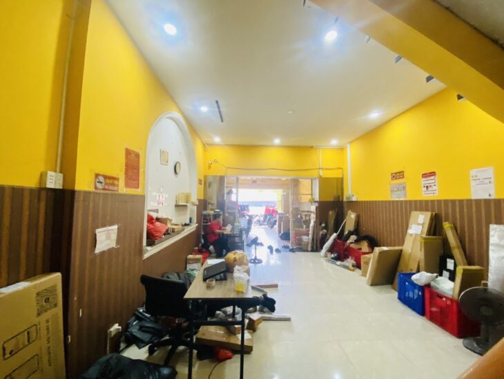 BÁN NHÀ PHAN VĂN TRỊ- P1- GÒ VẤP – HẺM XE TẢI TRÁNH – KINH DOANH ĐỈNH – DÒNG TIỀN 25Tr/tháng –