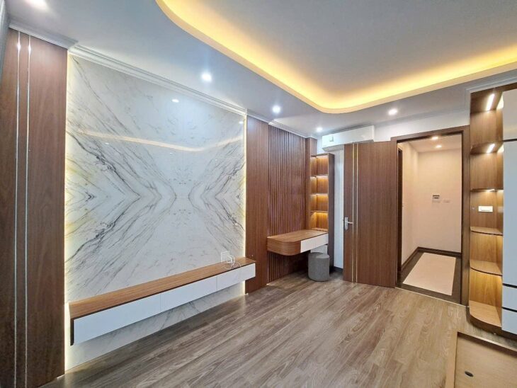 Chính chủ bán nhà 121 Thạch Bàn, Long Biên, Hà Nội.