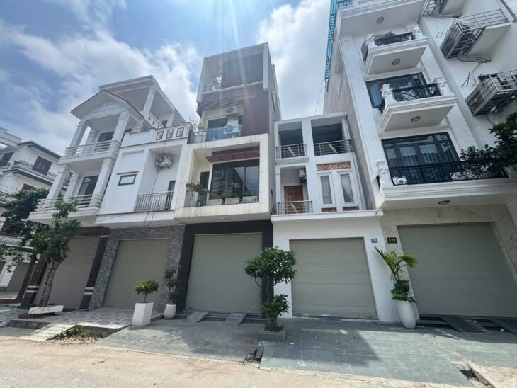 Nhà phân lô 193 Văn Cao, 60m 2 tầng, đường 12m, không lỗi lầm, Giá 4.99 tỉ