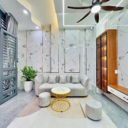 Giá chỉ còn: 7 Tỷ nhỉnh – Cơ hội sở hữu nhà đẹp Phú Nhuận!