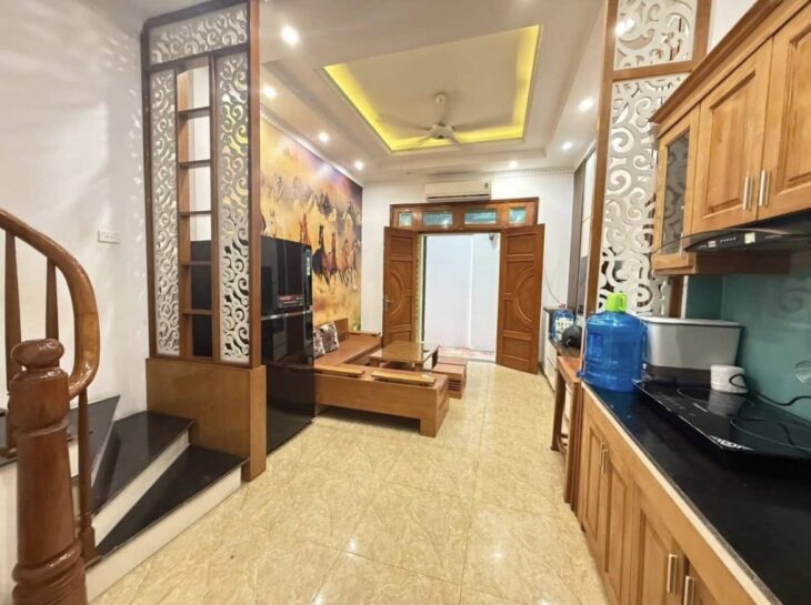 Bán nhà ô tô vào tại Đông Dư Gia lâm xây 4 tầng đủ nội thất hơn 4 tỷ