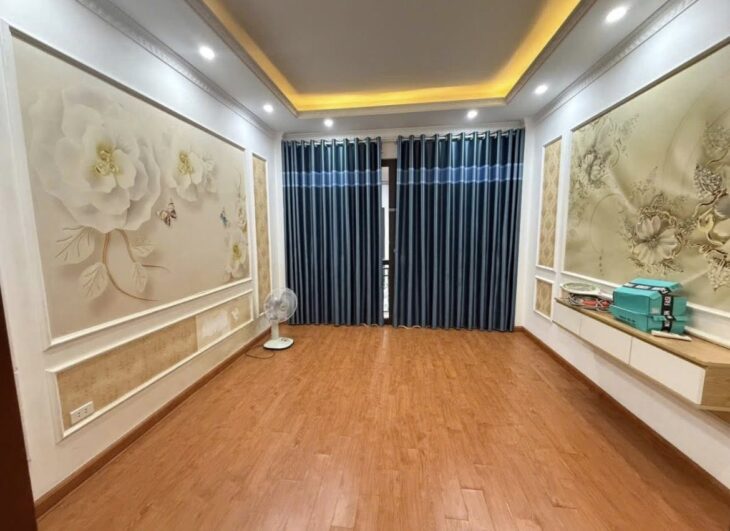 Bán nhà ô tô vào tại Đông Dư Gia lâm xây 4 tầng đủ nội thất hơn 4 tỷ