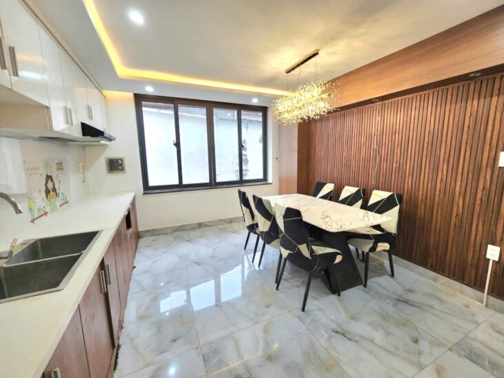 BÁN NHÀ 5 TẦNG KDC HỒ BƠI LÀNG HOA – 79M2 (4X17)- 7.65 TỶ -KHU PHÂN LÔ ĐỒNG BỘ TOÀN NHÀ CAO TẦNG