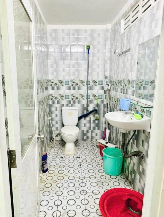 BÁN NHÀ HẺM NGUYỄN KHUYẾN VĨNH HẢI