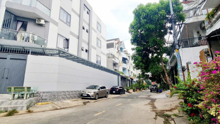 Nhà bán khu dân cư Trung Sơn giáp Him Lam Q.7, 100m2 ngang 5m, 4 tầng, 5pn, giá nhỉnh 17 tỷ