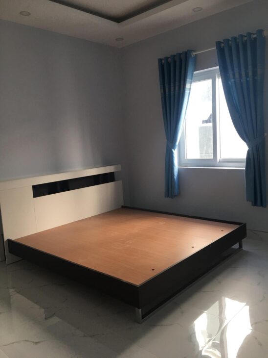 Cho thuê nhà KDC Valencia, Phú Hữu, Quận 9, DT 75m2, 4PN, nhà trống, giá tốt 12tr.tháng