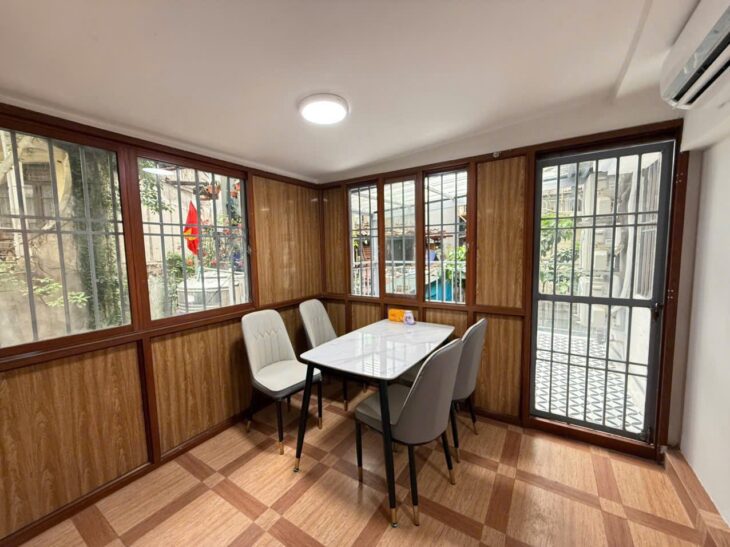 BÁN CĂN HỘ TẬP THỂ BÁCH KHOA, HAI BÀ TRƯNG, SD 75M2, Ô TÔ ĐỖ CHÂN CẦU THANG, FULL NỘI THẤT MỚI, VỀ