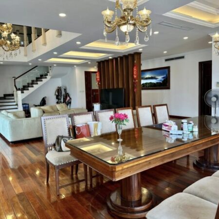 ????Siêu Penthouse Tú Mỡ, Cầu Giấy 401m2, Nội thất VIP, Bể bơi riêng, 35.8 Tỷ