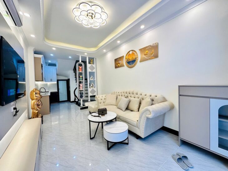 BÁN NHÀ VĨNH HƯNG – HOÀNG MAI – Ô TÔ VÀO NHÀ – ĐƯỜNG THÔNG TỨ NGẢ – GIÁ CHỈ NHỈNH 6 TỶ. Diện tích: