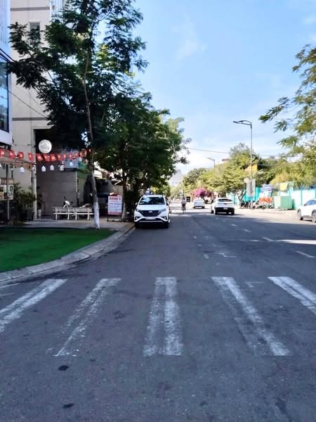 LÔ GÓC 130M2 -CAO BÁ QUÁT- NGAY CHÂN CẦU RỒNG – GIÁ CHỈ 18,5 TỶ