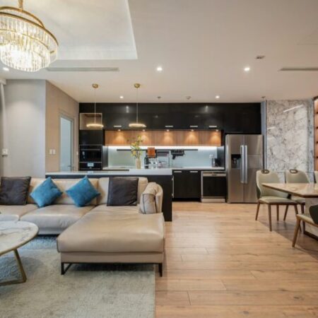 Ra gấp căn hộ 2PN Vinhomes Ba Son 8m2 giá 4.5ty