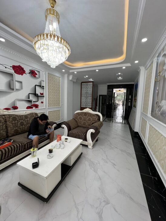 Bán Nhà Long Biên 55m x 6 Tầng Thang Máy Ô Tô Kinh Doanh Giá 13.6 Tỷ.