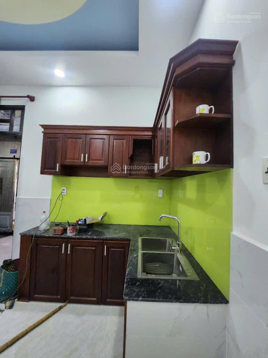 Bán nhà mặt tiền 3 tầng đúc kiên cố đường nhựa tại Mễ Cốc, 4,58 tỷ, 44m2, 4PN, 3WC cực chất