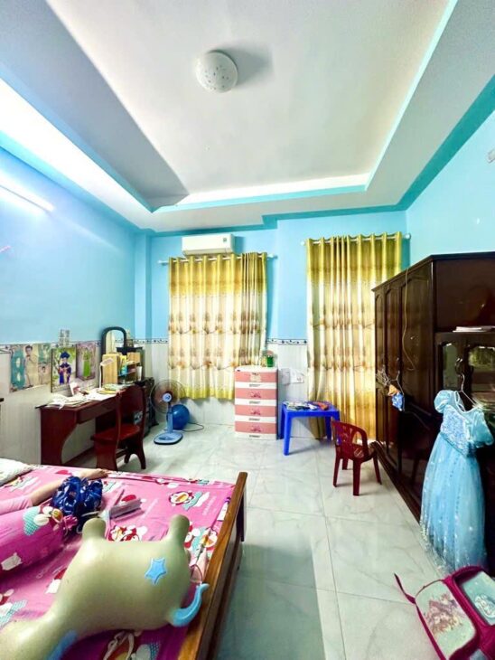 4.2x17m, BÁN NHÀ 4 TẦNG ST, HẺM 7m, LẠC LONG QUÂN, P9, TÂN BÌNH, NHỈNH 8 TỶ