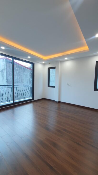 SIÊU PHẨM MẶT NGÕ – CỔ NHUẾ LÔ GÓC – 33M2 – 5 TẦNG – MT KHỦNG – Ô TÔ QUA NHÀ