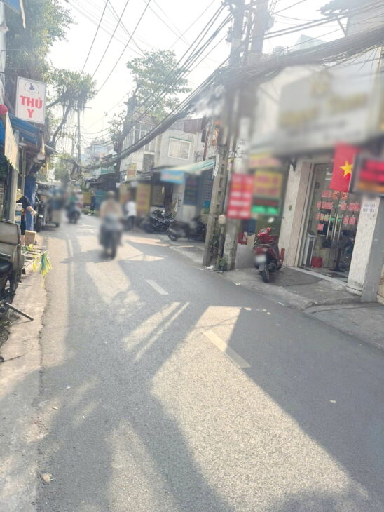 Nhà bán Mặt Tiền Tạ Quang Bửu P2 Q8