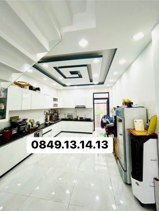 NHÀ MỚI 4 TẦNG – 4.2x 20 – THIẾT KẾ HIỆN ĐẠI – PHỐ VIP KIỀU ĐÀM Q7 HẺM XE HƠI THÔNG – KHU VIP HIM