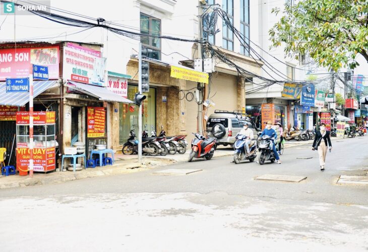 MẢNH ĐẤT LÔ GÓC VUÔNG VẮN- MP Định Công Thượng 145m/ MT 8m 45 Tỷ 3 Mặt Thoáng