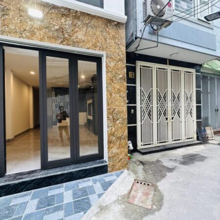 Bán nhà Võng thị thang máy dân xây view hồ tây 50m 7 tầng 14.8tỷ