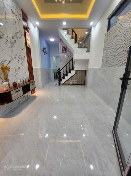 Bán nhà mặt tiền 3 tầng đúc kiên cố đường nhựa tại Mễ Cốc, 4,58 tỷ, 44m2, 4PN, 3WC cực chất