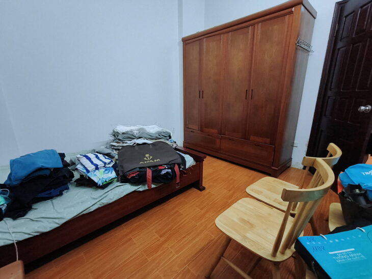 Chính chủ bán gấp nhà ngõ ô tô – 174 Trần Duy Hưng: 59m2 – 5 tầng, MT: 5,5m. 11 tỷ.